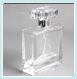 چین کانتینر اسپری شیشه ای عطر مربعی ظرفیت 50 میلی لیتر را پاک می کند تامین کننده